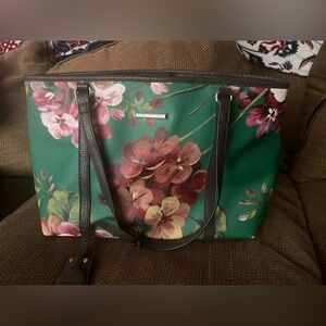 Green Floral Dana Buchman Purse with Multiple Pockets